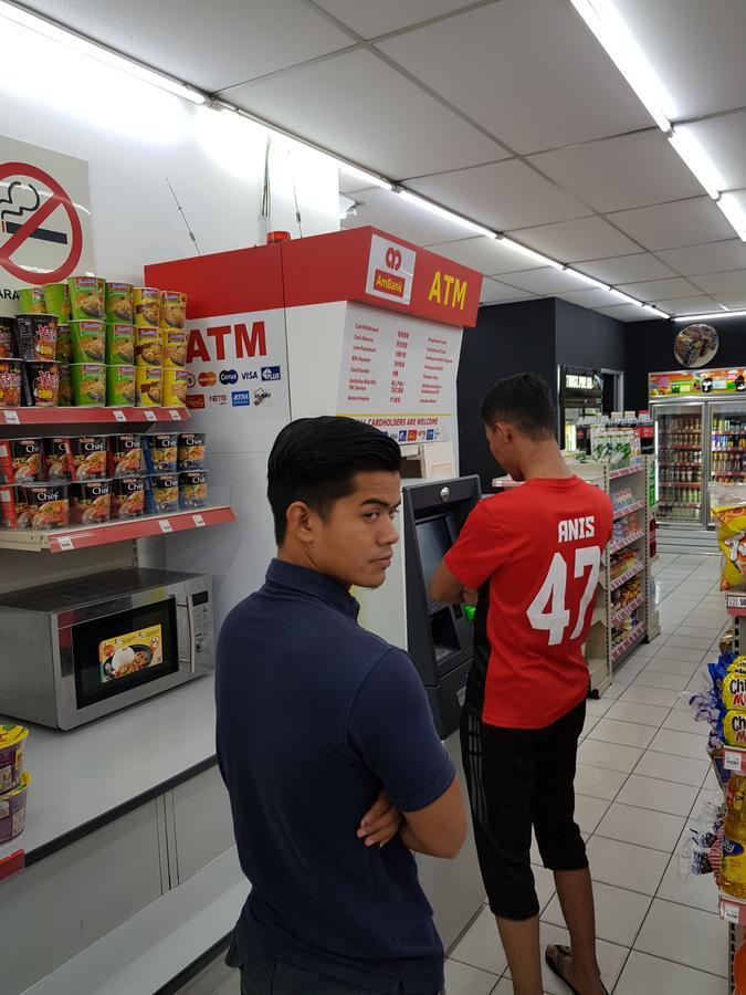 Kl Backpackers @ Klia Vandrehjem Sepang Eksteriør billede